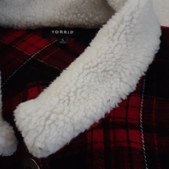 Torrid Women's Size 5X Red Plaid Sherpa Collar Button Up Trucker Jacket - Picture 7 of 14